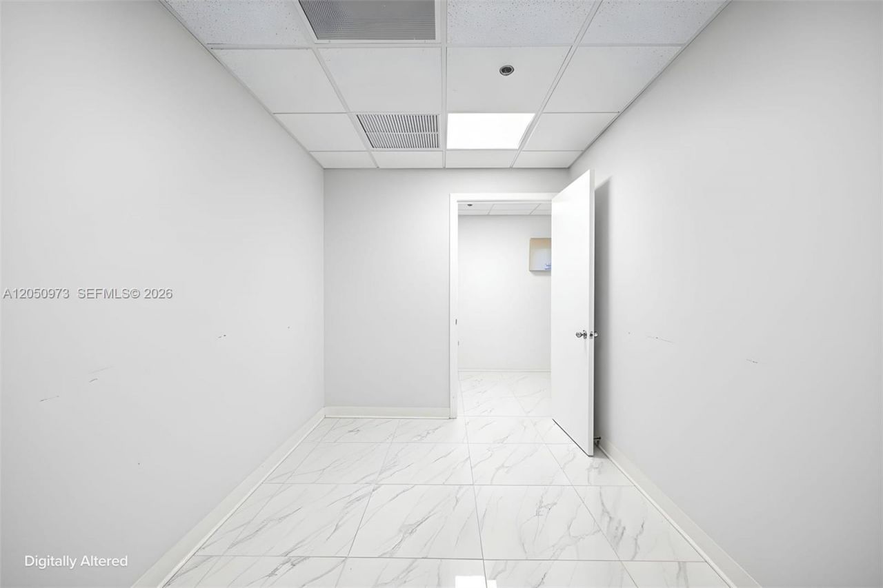 12550 Biscayne Blvd, Unit 702, North Miami, FL 33181 Photo