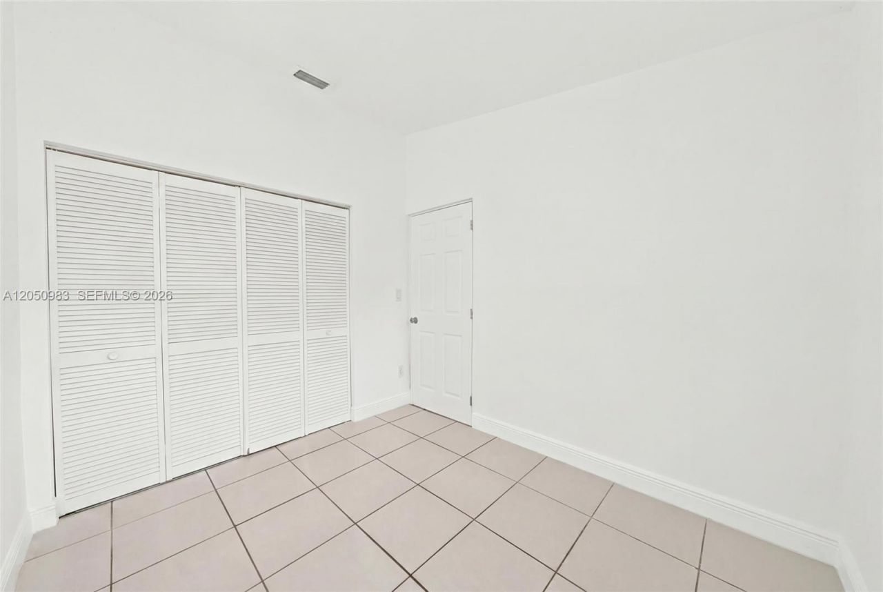 12446 SW 115th Ter, Miami, FL 33186 Photo