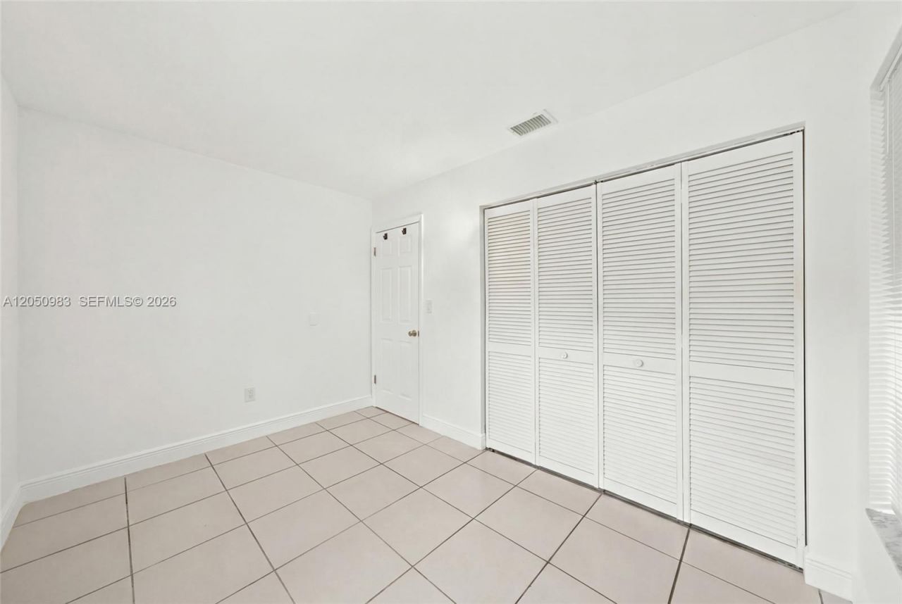 12446 SW 115th Ter, Miami, FL 33186 Photo