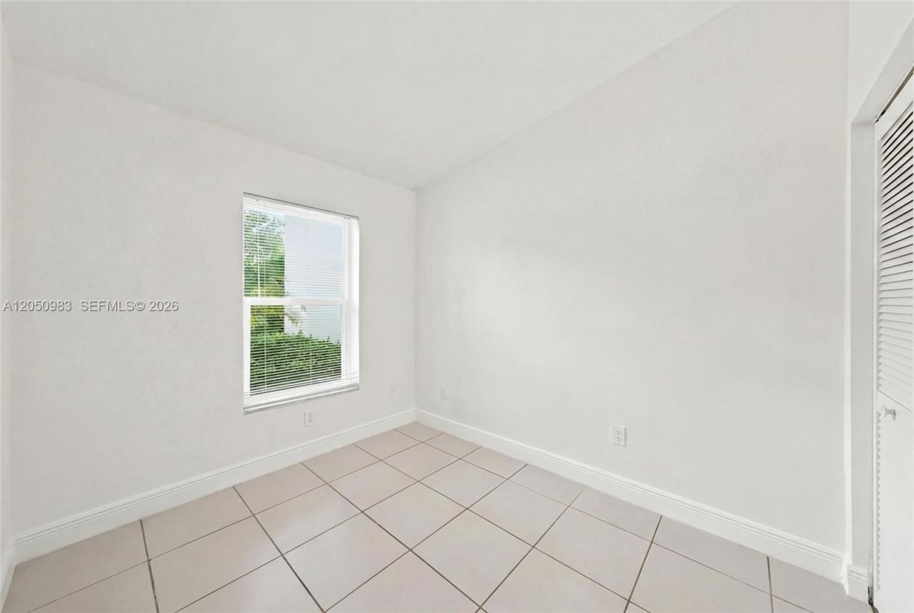12446 SW 115th Ter, Miami, FL 33186 Photo