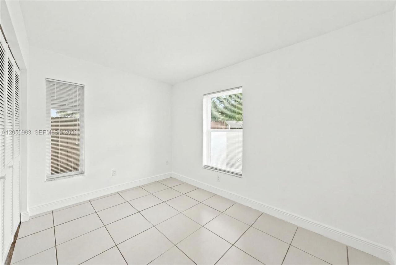 12446 SW 115th Ter, Miami, FL 33186 Photo