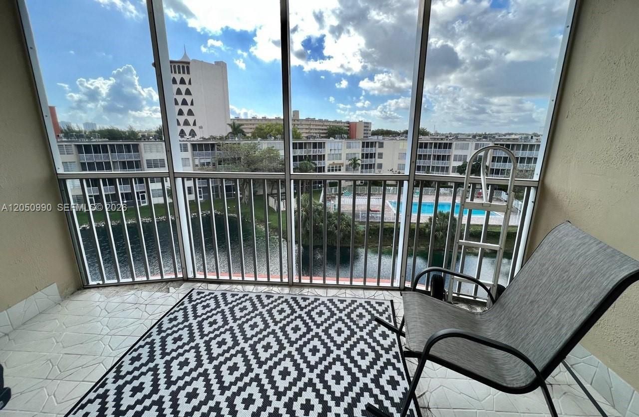 1700 NE 191st St , Unit 508, Miami, FL 33179 Photo