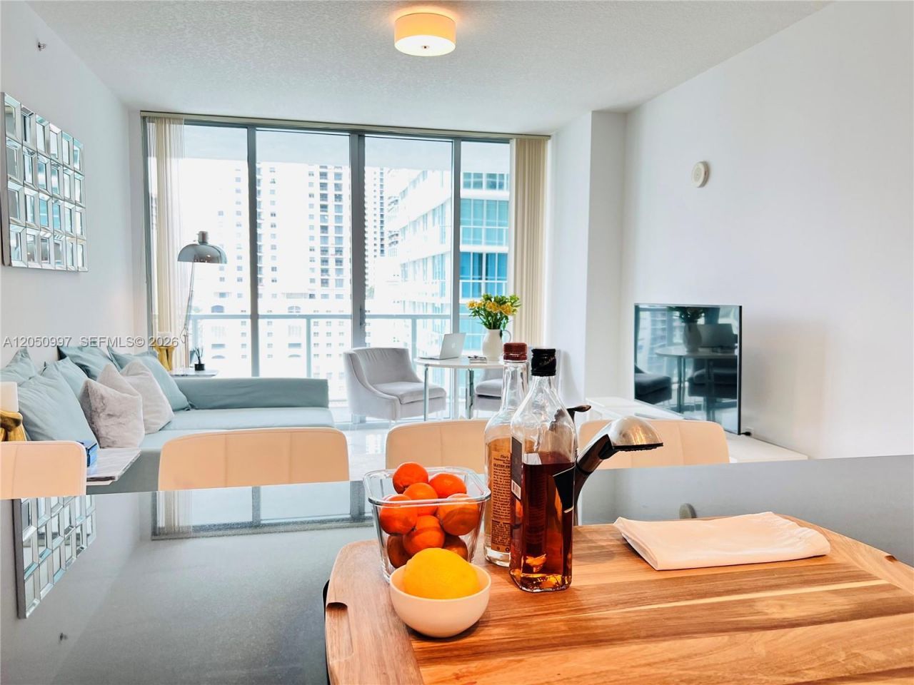 79 SW 12th St , Unit 1510-S, Miami, FL 33130 Photo