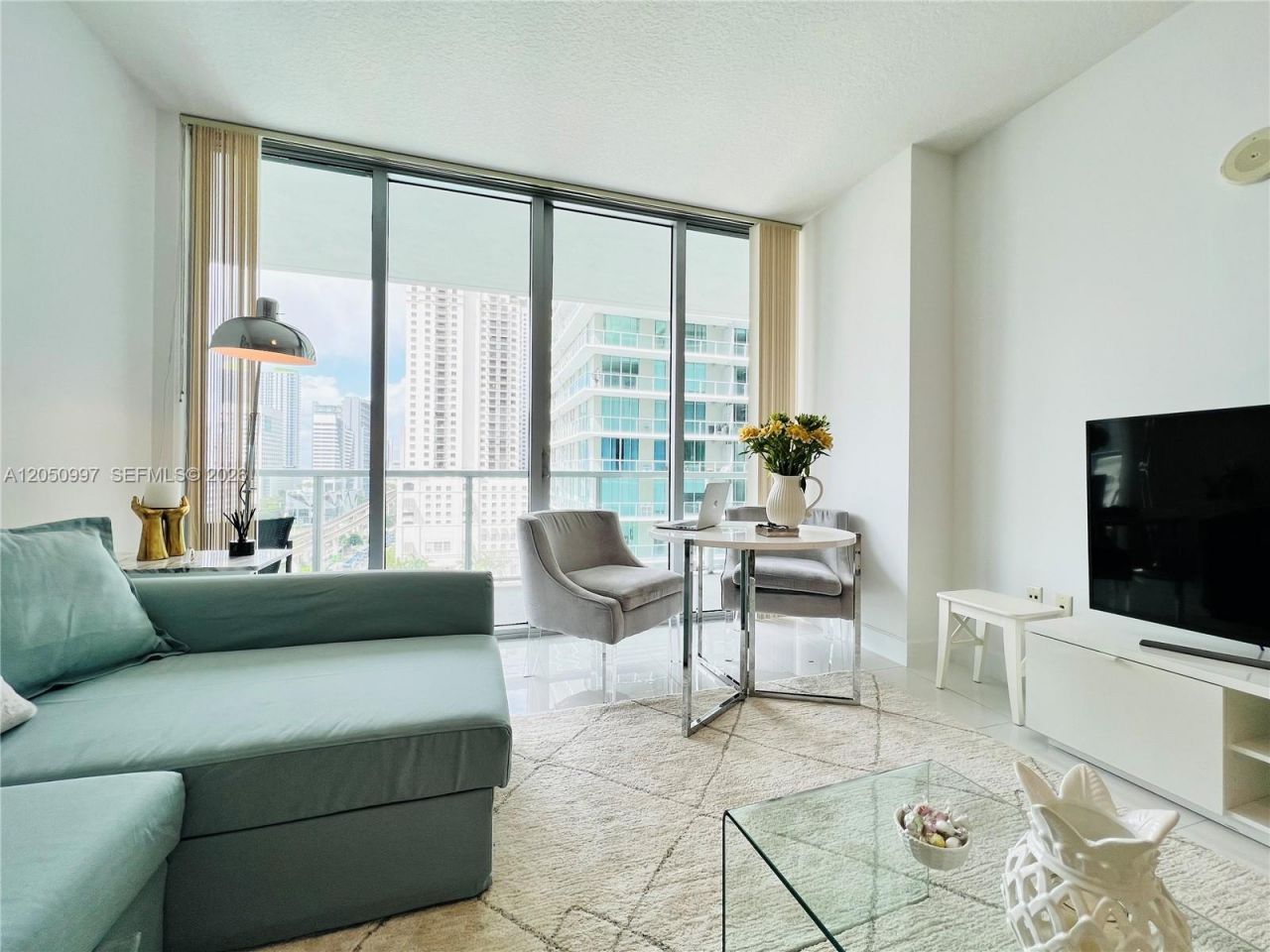 79 SW 12th St , Unit 1510-S, Miami, FL 33130 Photo