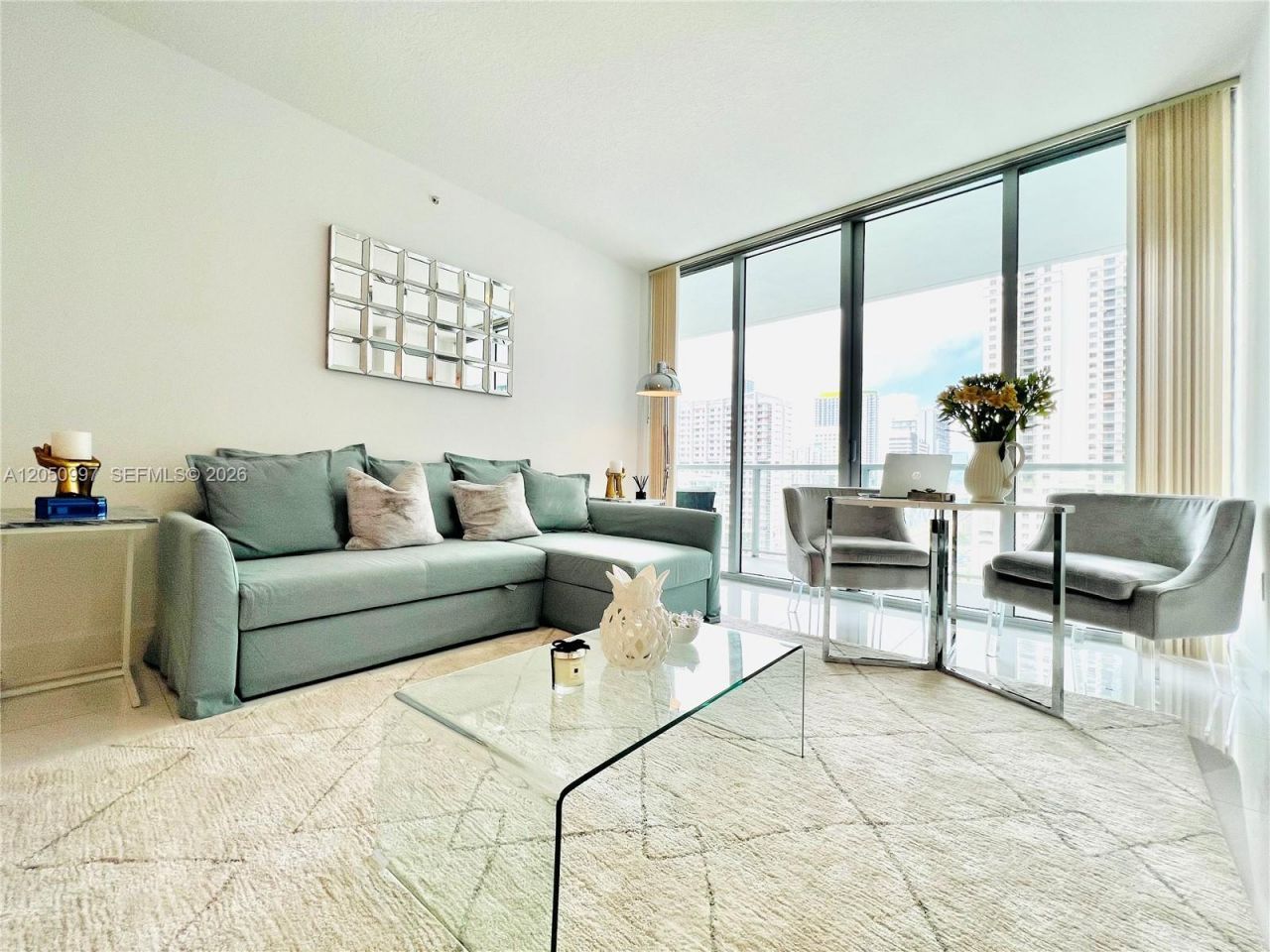 79 SW 12th St , Unit 1510-S, Miami, FL 33130 Photo
