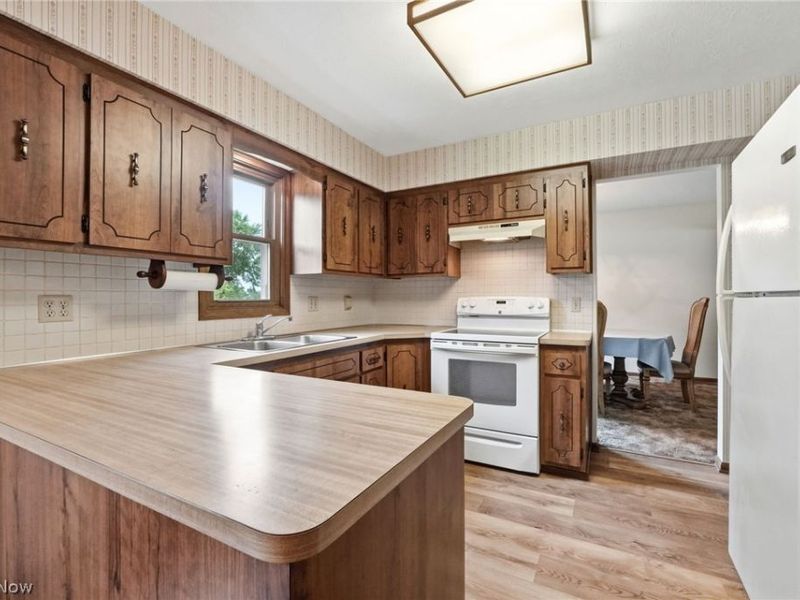 13176 Whitney Road, Strongsville, OH 44136 Photo 9