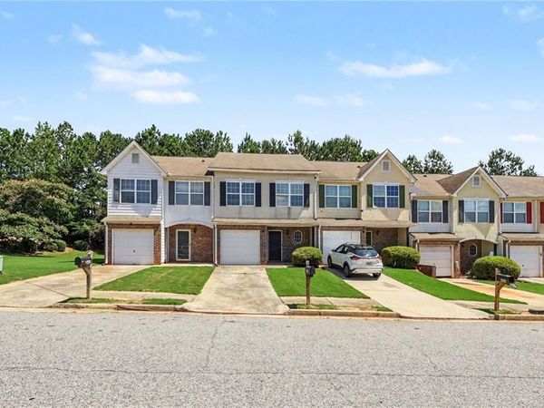 664 Georgetown Court , Jonesboro, GA 30236