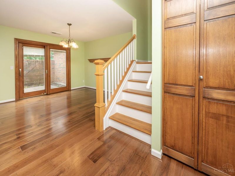 291 Jonathan Court, Union Twp, OH 45255 Photo 6