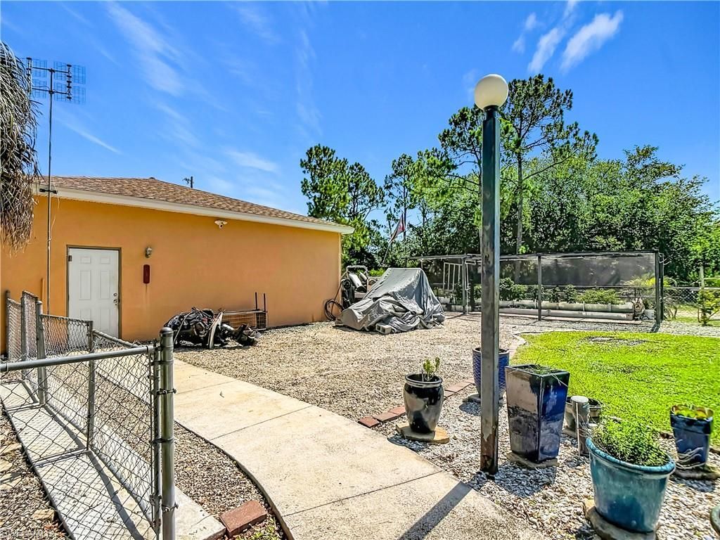 3522 4th St Sw, Lehigh Acres, FL 33976 Photo