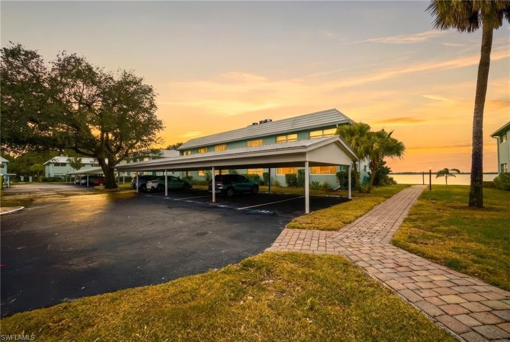 3225 E Riverside Dr , Unit 31C, Fort Myers, FL 33916 Photo