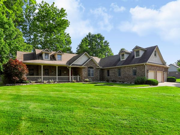 6620 E Rolling Valley Court, Mooresville, IN 46158