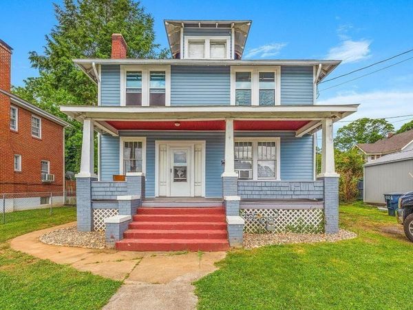 1210 13th ST NW, Roanoke, VA 24017