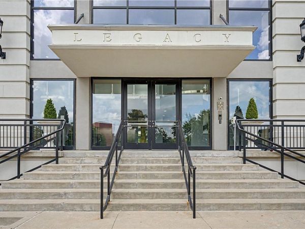 401 Watson Street, Unit 508, Fayetteville, AR 72701