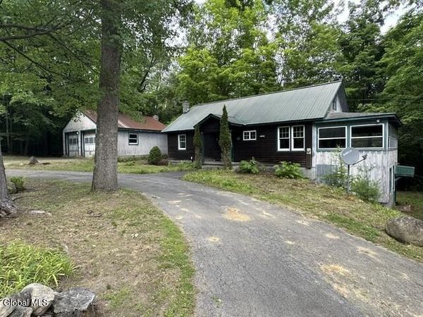 440 Potter Hill Road, Bolton Landing, NY 12814