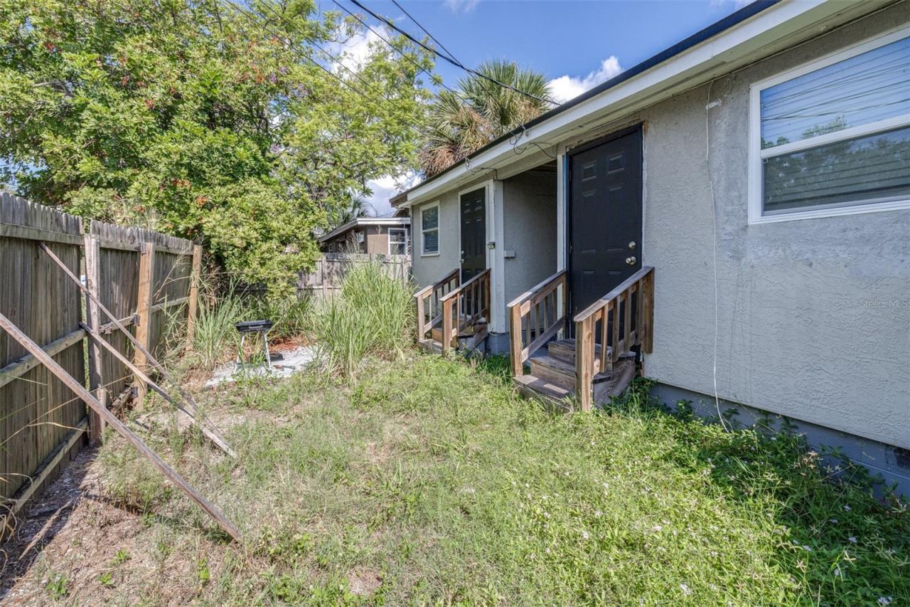 2834 & 2836 Freemont Terrace S, Saint Petersburg, FL 33712 Photo
