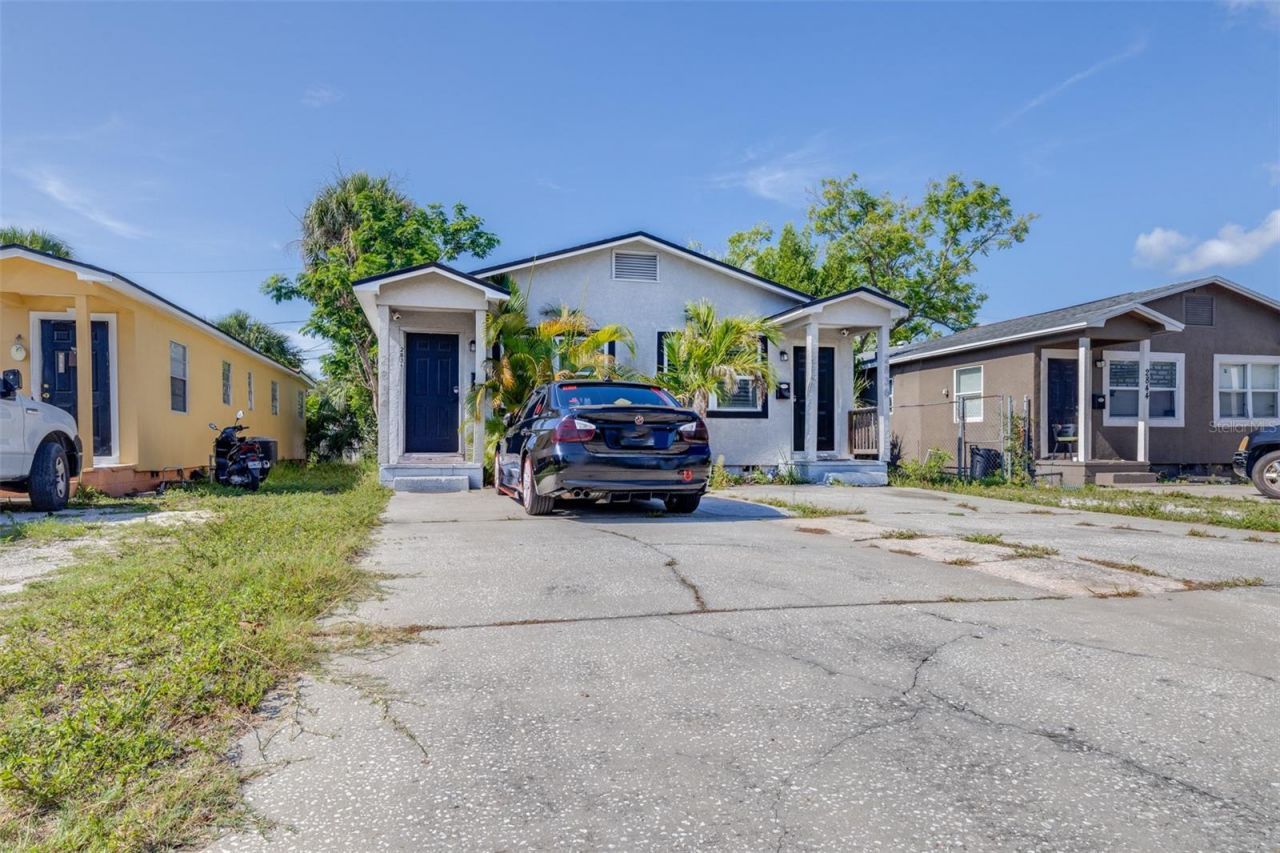 2834 & 2836 Freemont Terrace S, Saint Petersburg, FL 33712 Photo