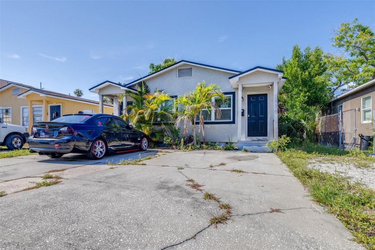 2834 & 2836 Freemont Terrace S, Saint Petersburg, FL 33712 Photo