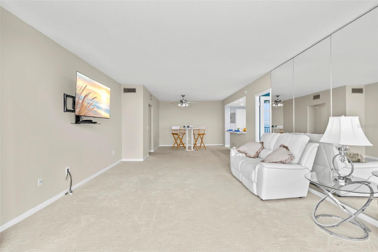 7100 Sunshine Skyway Lane S, Unit 704, Saint Petersburg, FL 33711 Photo