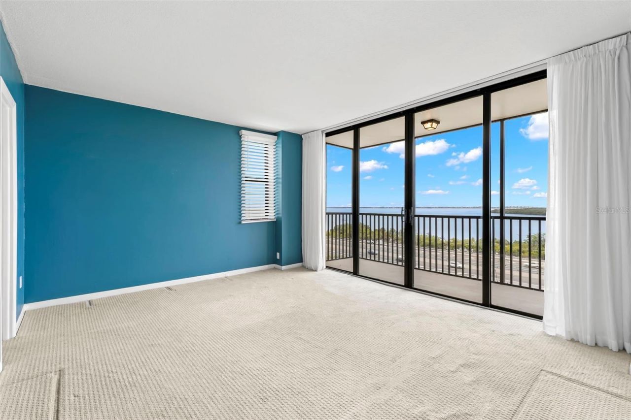 7100 Sunshine Skyway Lane S, Unit 704, Saint Petersburg, FL 33711 Photo