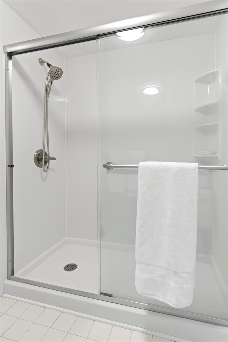7100 Sunshine Skyway Lane S, Unit 704, Saint Petersburg, FL 33711 Photo
