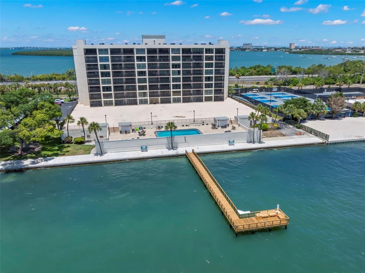 7100 Sunshine Skyway Lane S, Unit 704, Saint Petersburg, FL 33711 Photo