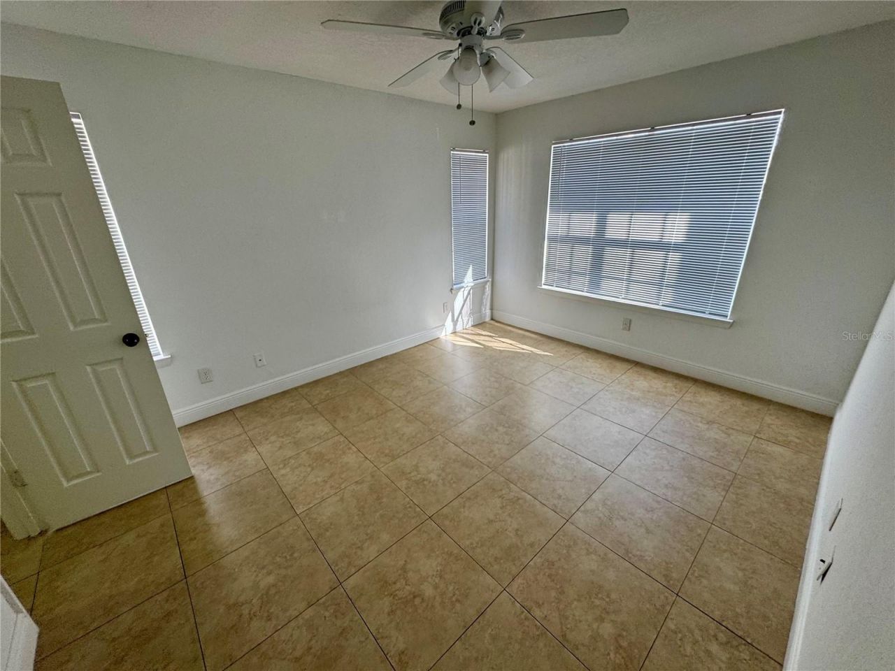 5533 Chrishire Way , Unit F207, Orlando, FL 32822 Photo