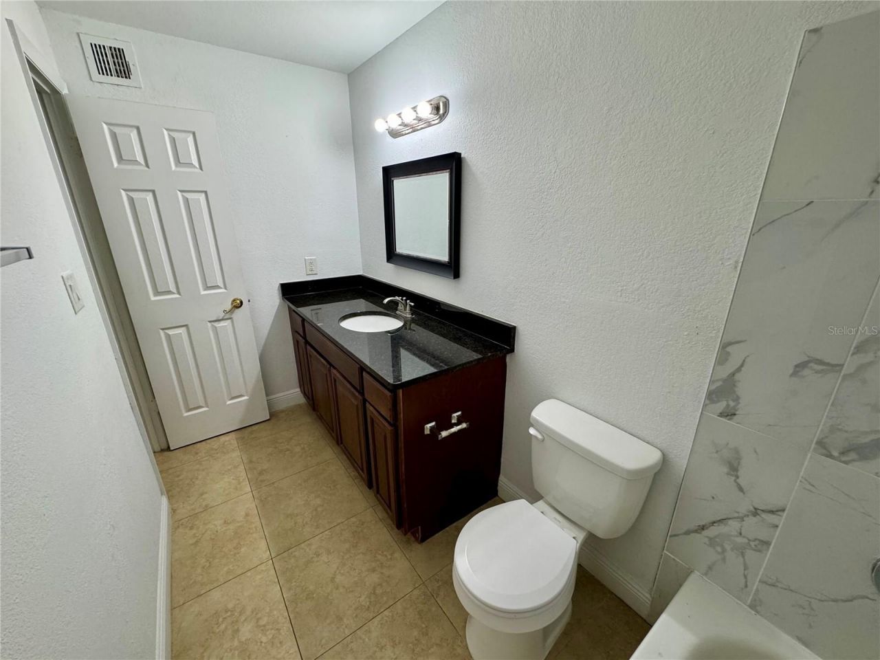 5533 Chrishire Way , Unit F207, Orlando, FL 32822 Photo