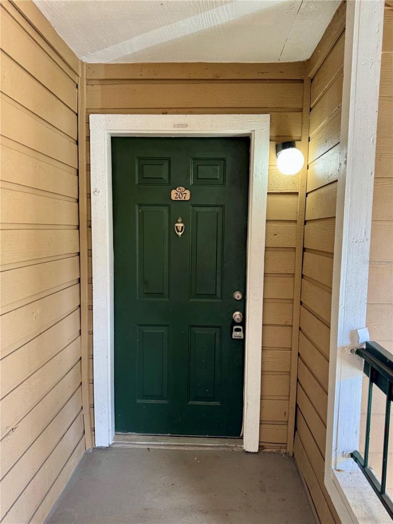 5533 Chrishire Way , Unit F207, Orlando, FL 32822 Photo