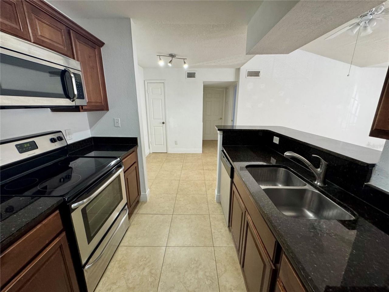 5533 Chrishire Way , Unit F207, Orlando, FL 32822 Photo