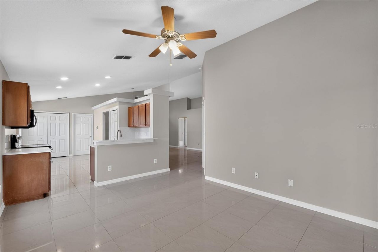 4027 Longworth Loop , Kissimmee, FL 34744 Photo