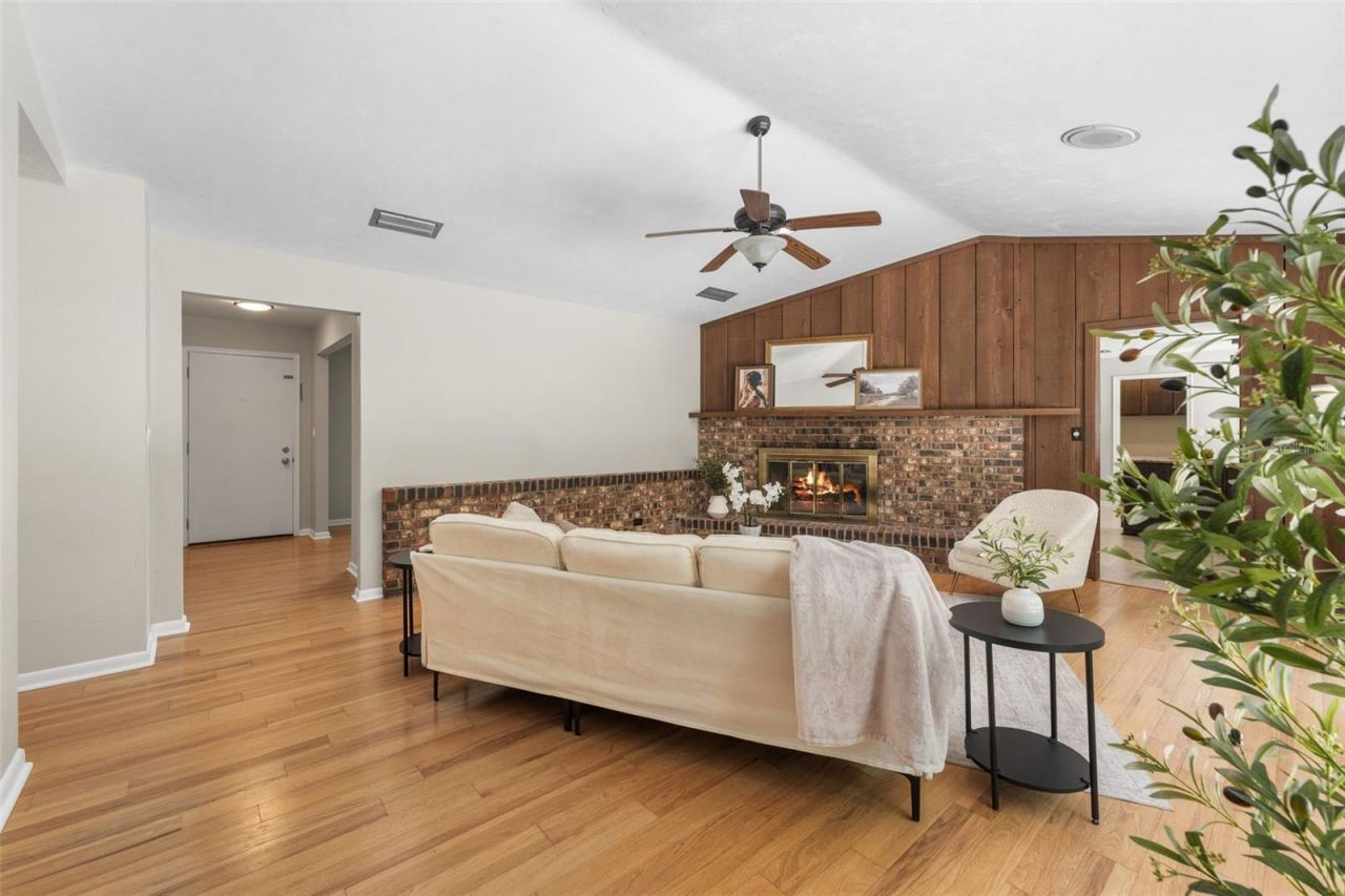 3106 NW 38th Street, Gainesville, FL 32606 Photo