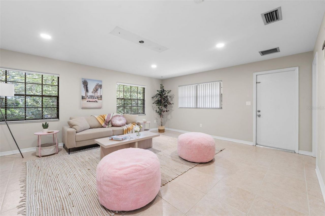 3106 NW 38th Street, Gainesville, FL 32606 Photo