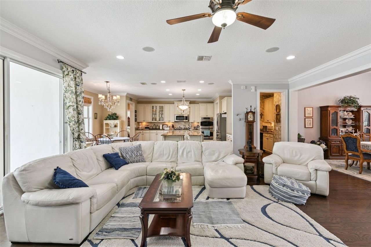4017 Isle Vista Avenue , Orlando, FL 32812 Photo