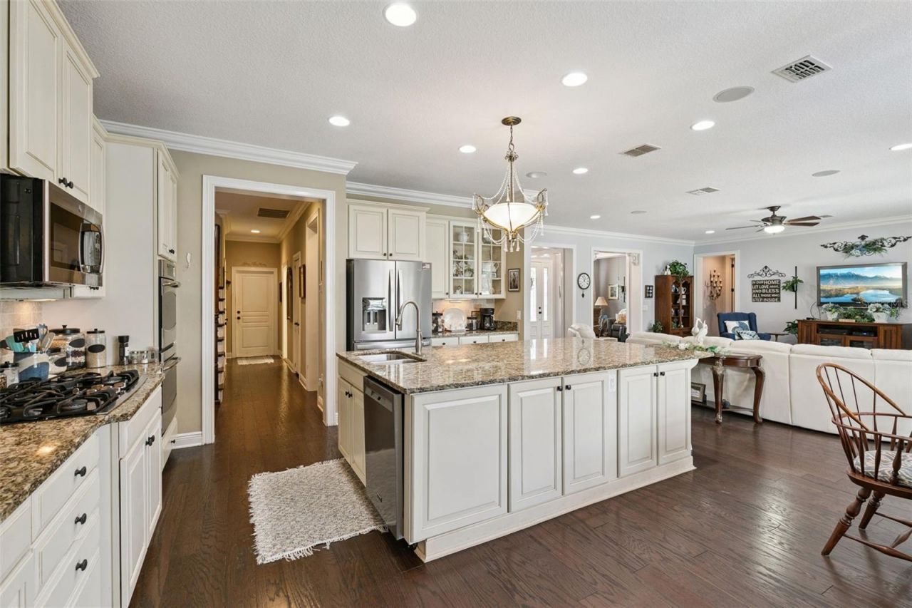 4017 Isle Vista Avenue , Orlando, FL 32812 Photo