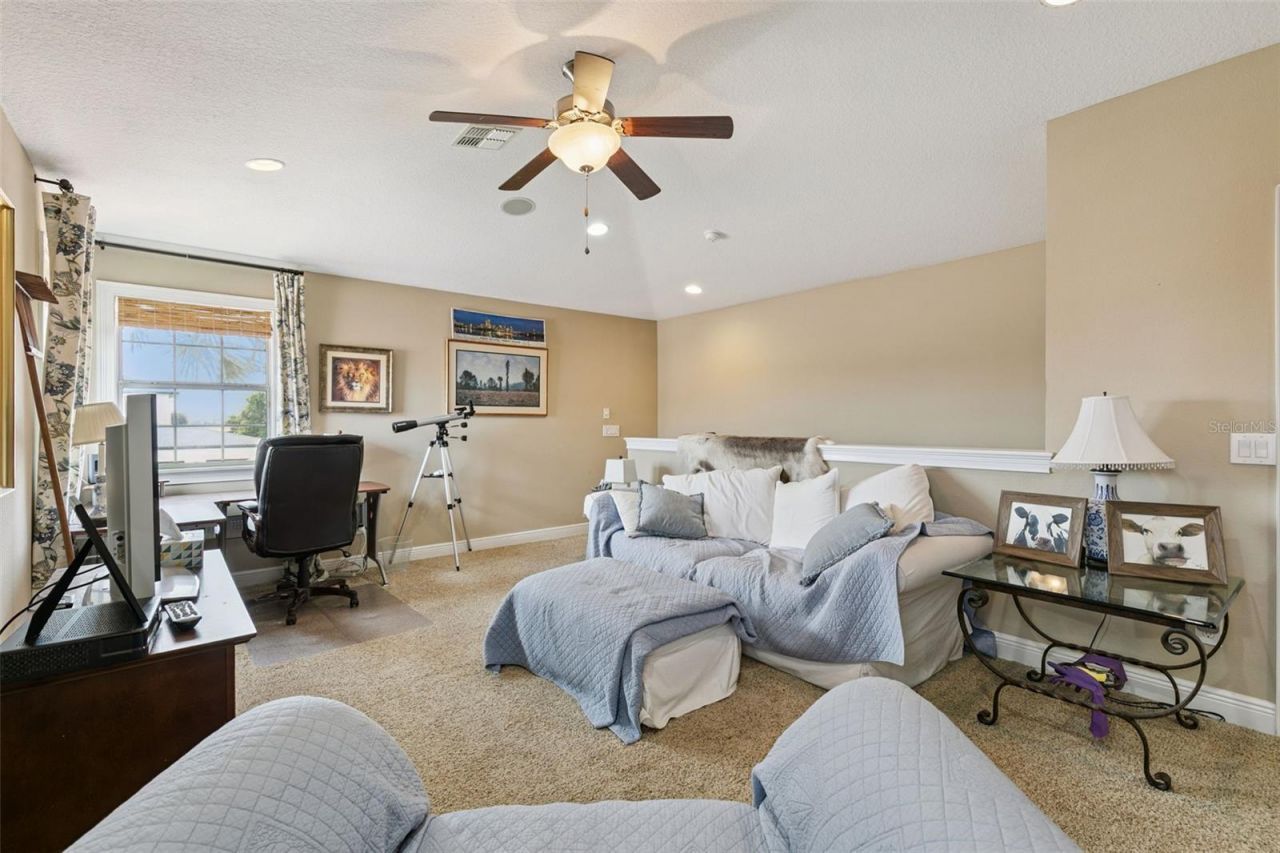 4017 Isle Vista Avenue , Orlando, FL 32812 Photo