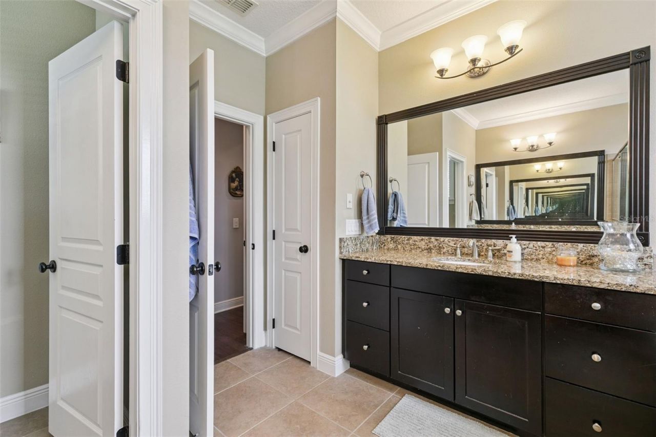 4017 Isle Vista Avenue , Orlando, FL 32812 Photo