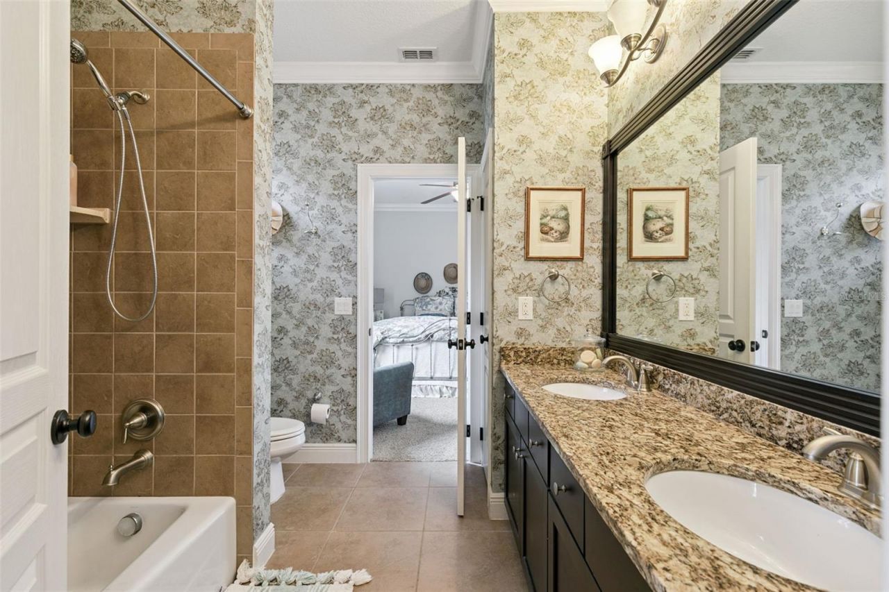 4017 Isle Vista Avenue , Orlando, FL 32812 Photo