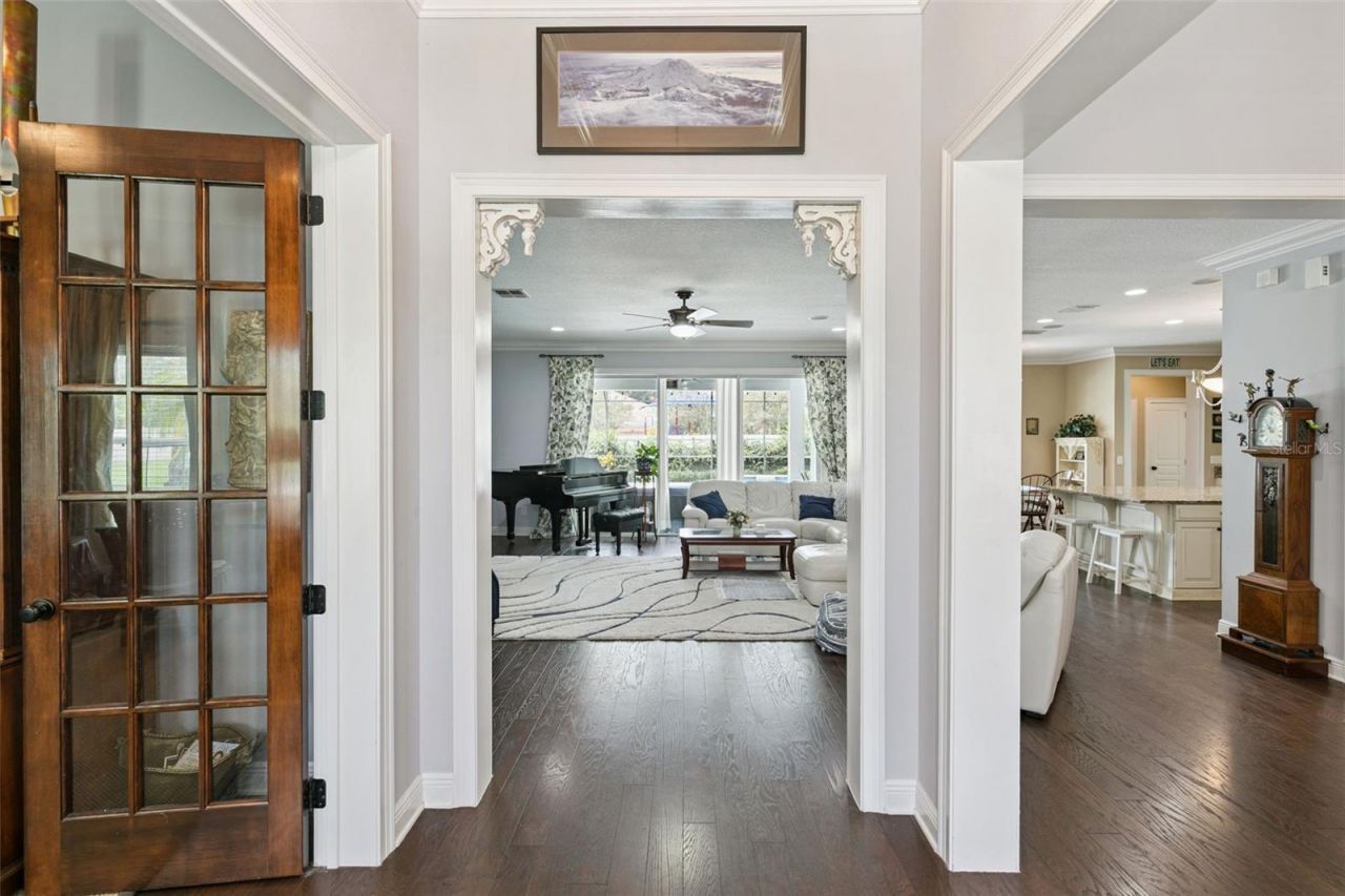 4017 Isle Vista Avenue , Orlando, FL 32812 Photo