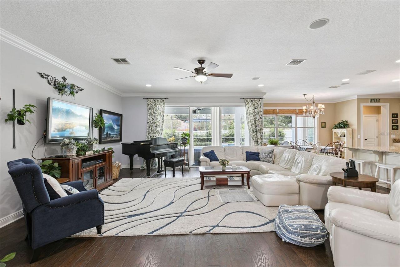 4017 Isle Vista Avenue , Orlando, FL 32812 Photo