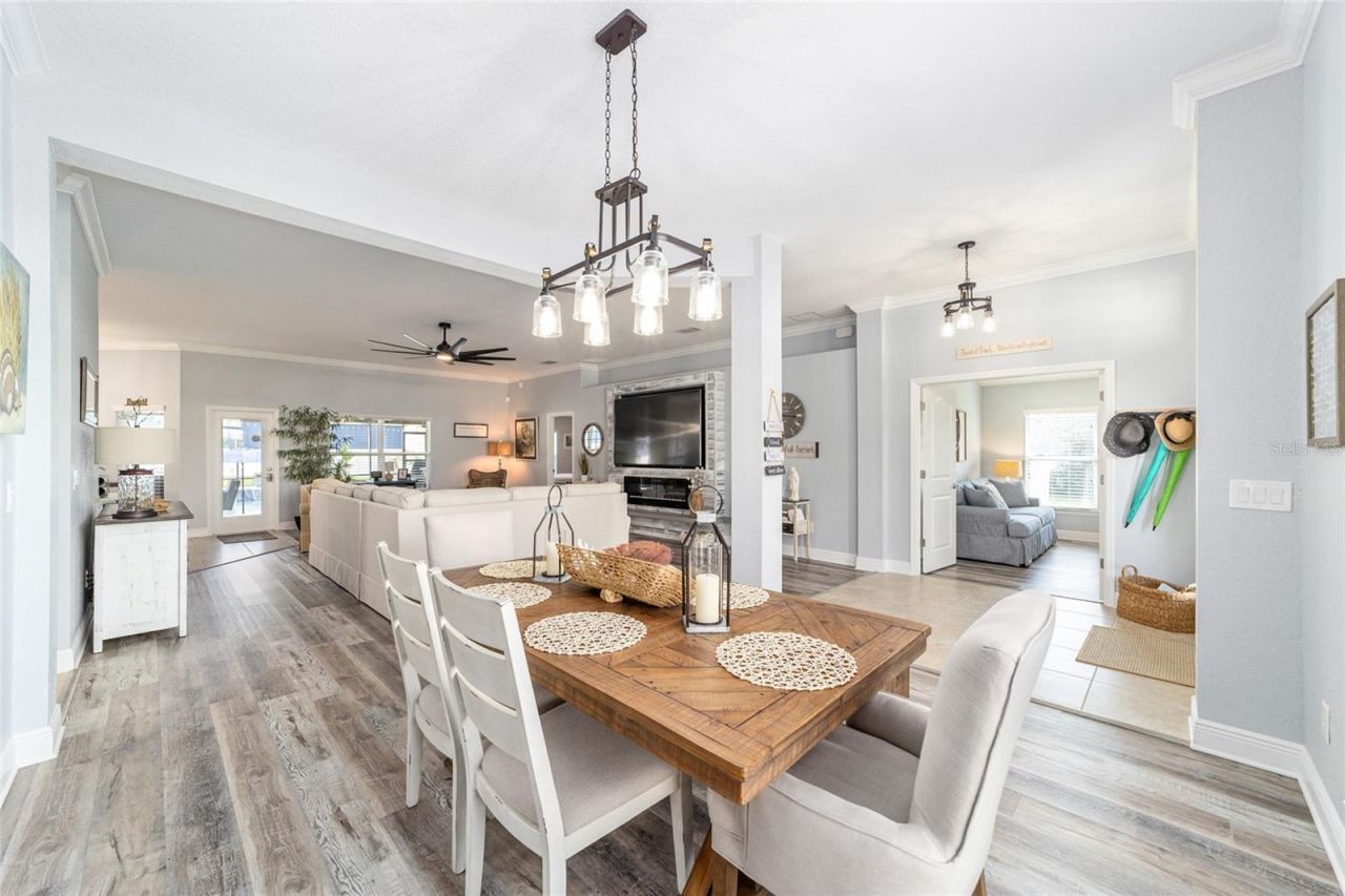 6943 SE 11th Place , Ocala, FL 34472 Photo