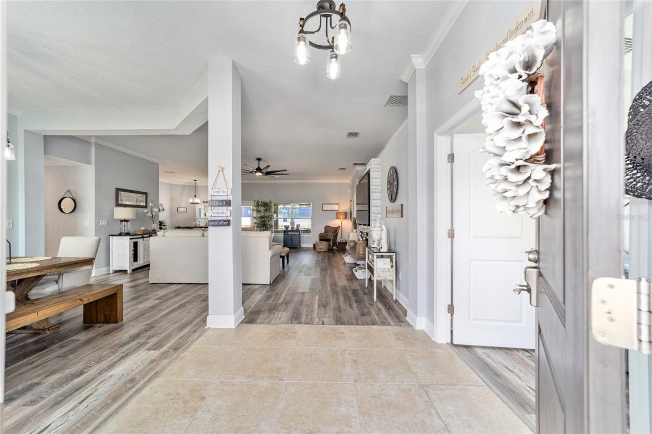 6943 SE 11th Place , Ocala, FL 34472 Photo