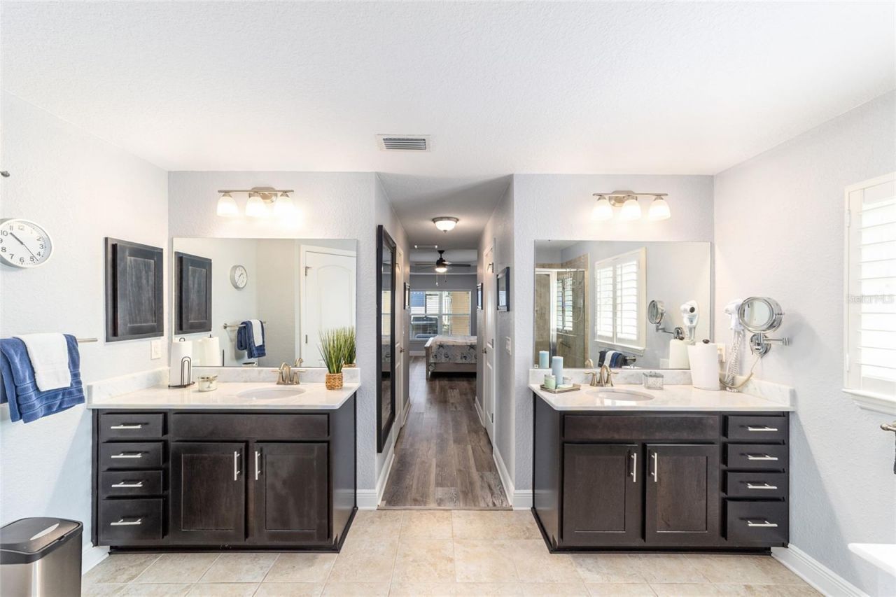 6943 SE 11th Place , Ocala, FL 34472 Photo
