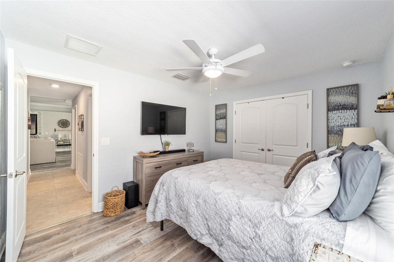 6943 SE 11th Place , Ocala, FL 34472 Photo