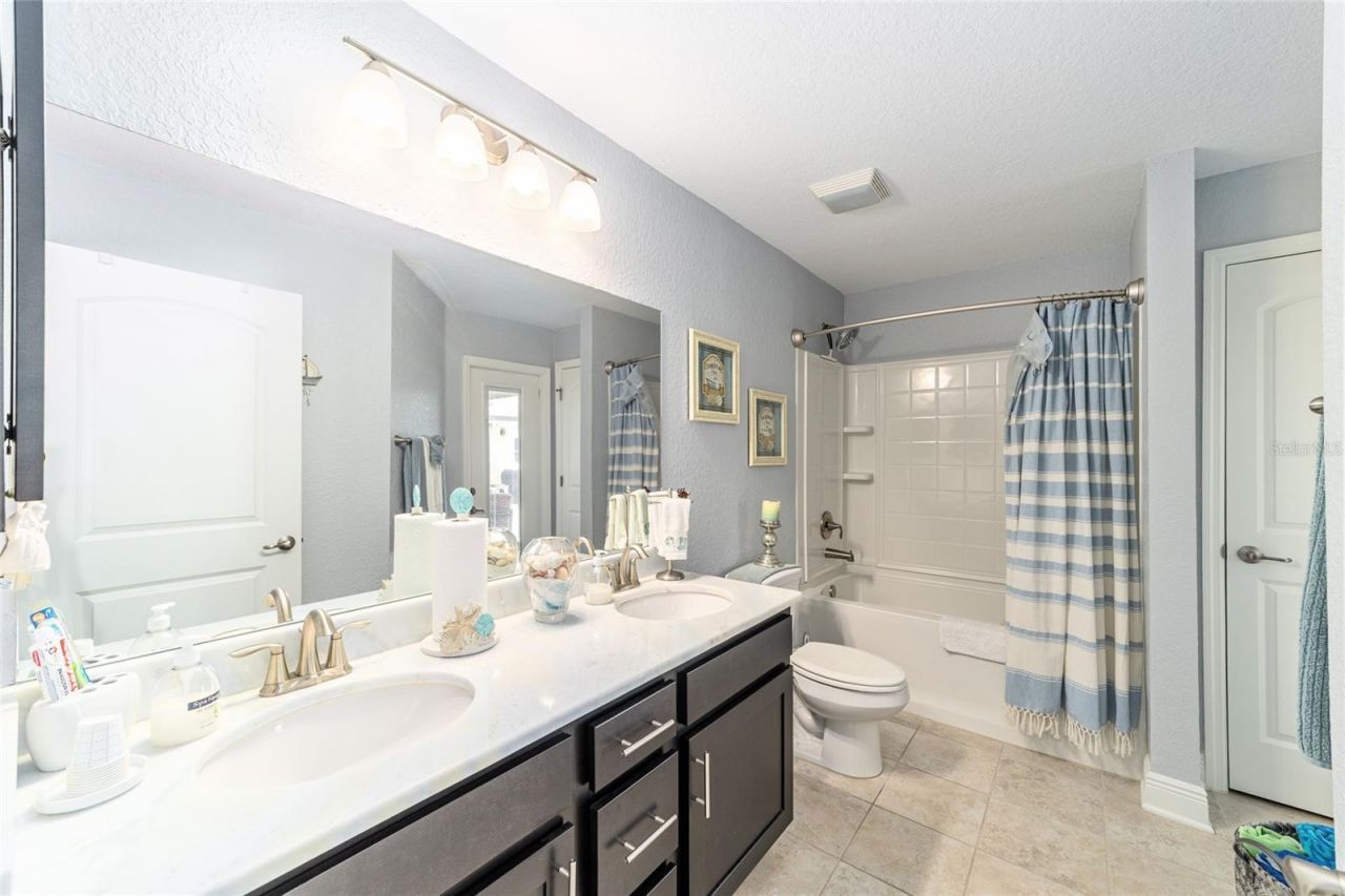 6943 SE 11th Place , Ocala, FL 34472 Photo