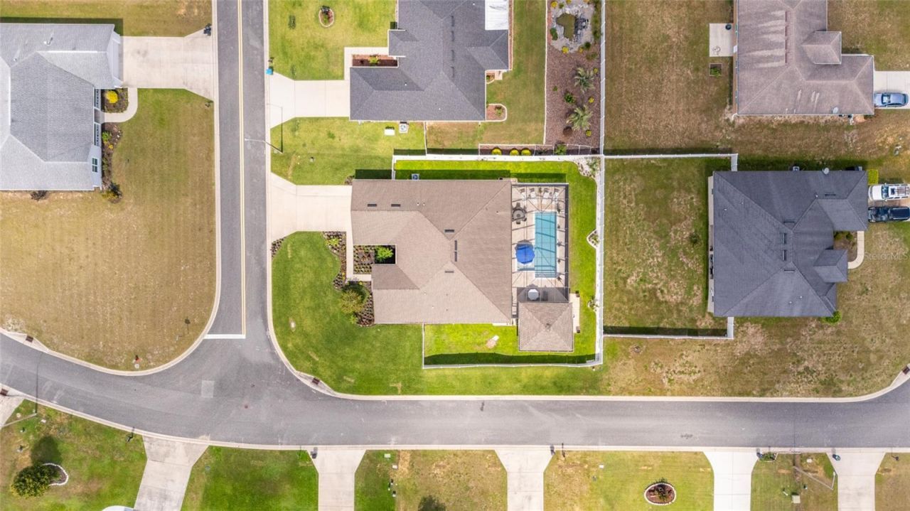 6943 SE 11th Place , Ocala, FL 34472 Photo