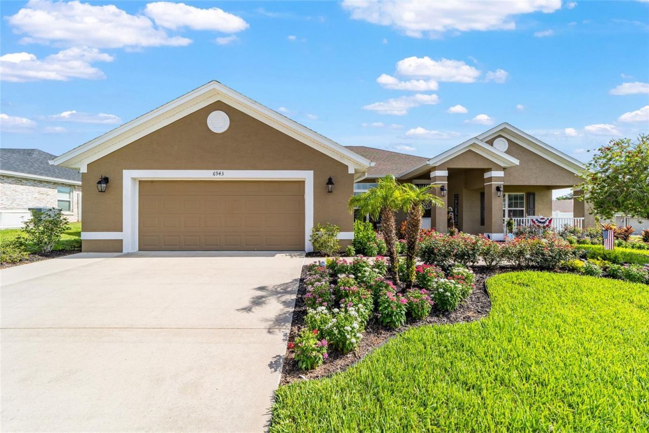 6943 SE 11th Place , Ocala, FL 34472 Photo