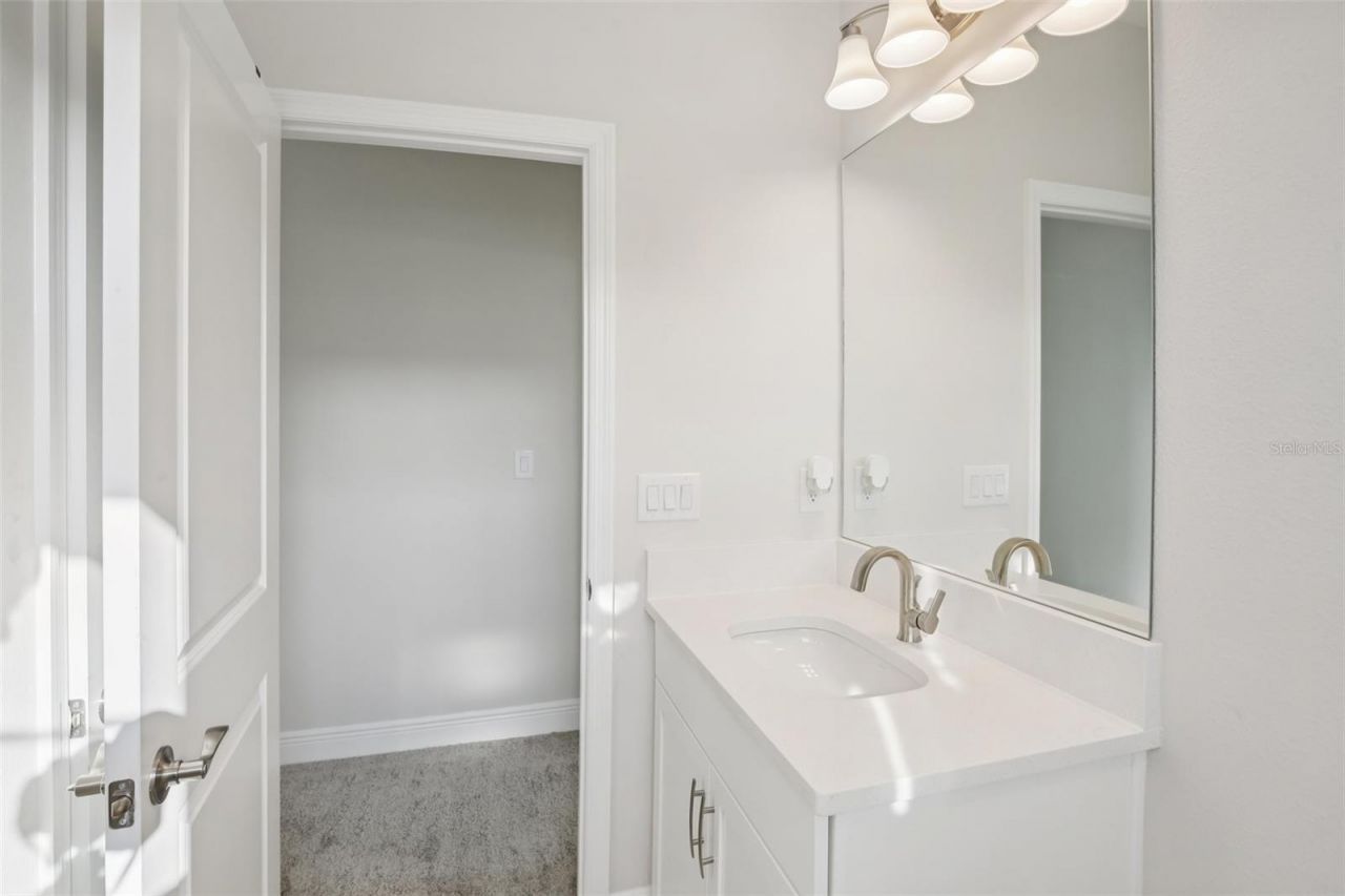 14930 Rider Pass Drive , Lithia, FL 33547 Photo