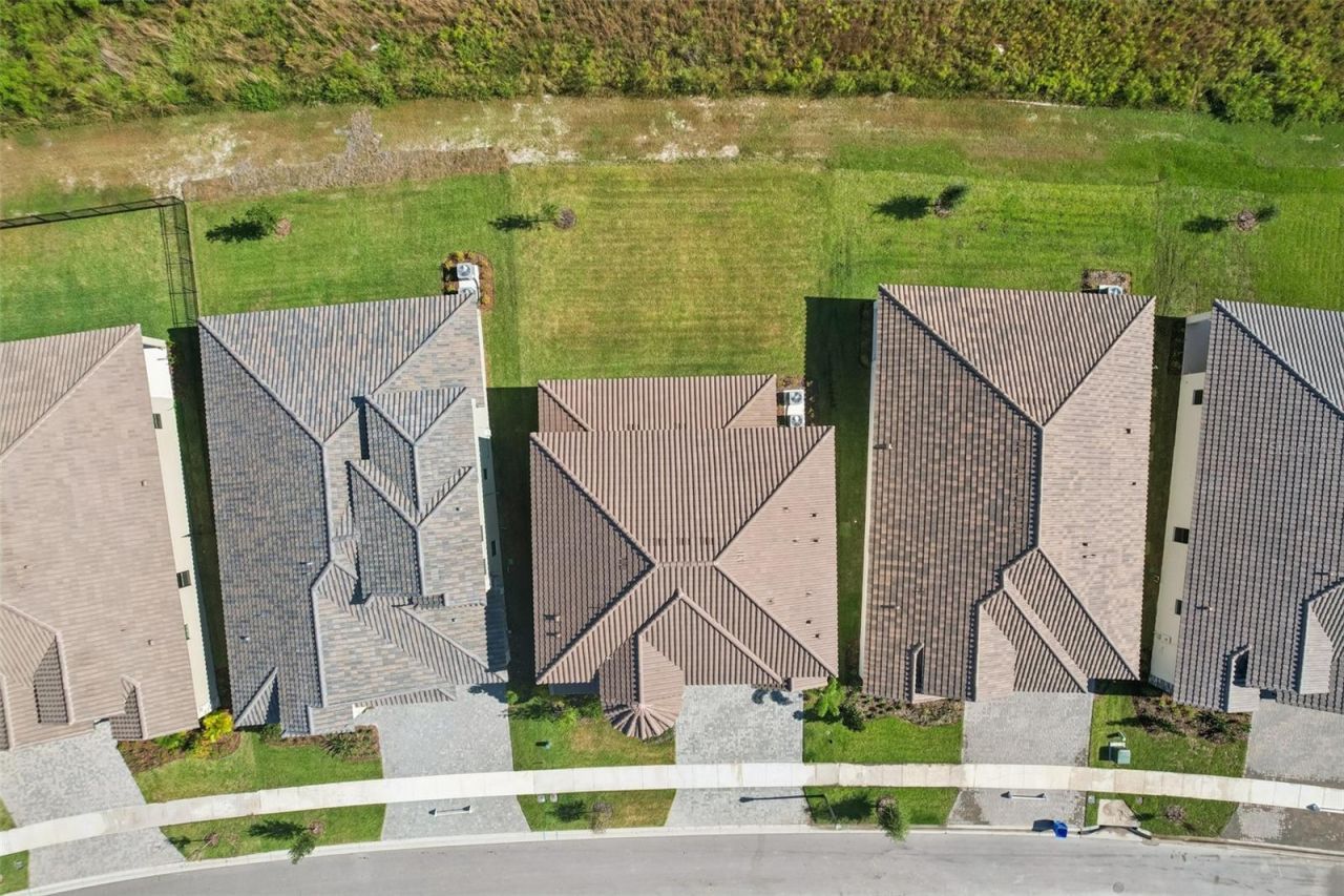 14930 Rider Pass Drive , Lithia, FL 33547 Photo