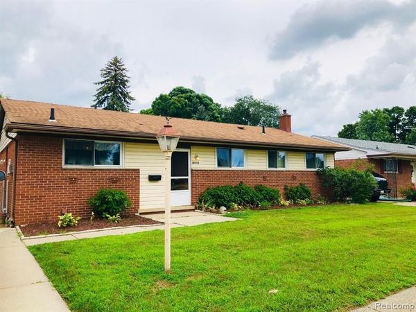 38022 LYNDON Street, Livonia, MI 48154