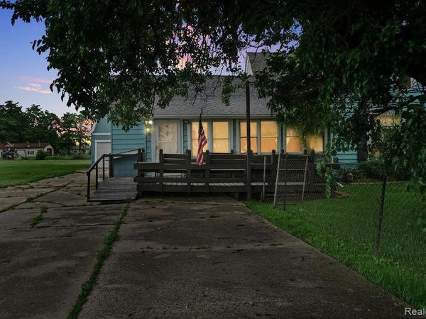 261 Fitz Road, Wales Township, Mi 48027